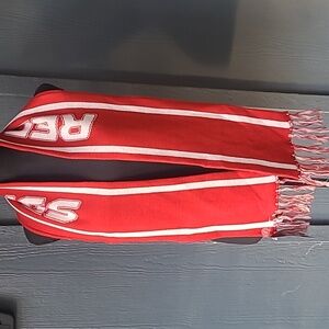 NWT! Detroit Red Wings scarf